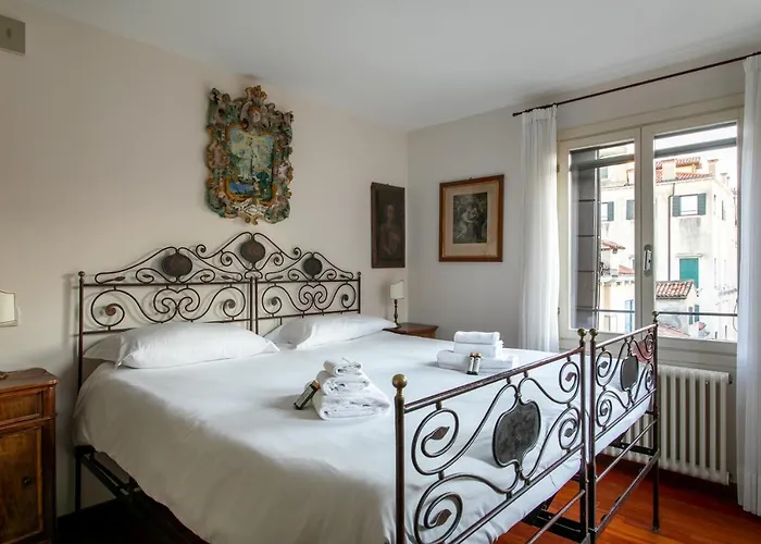 Ca' Al Giglio - Vista Canale *